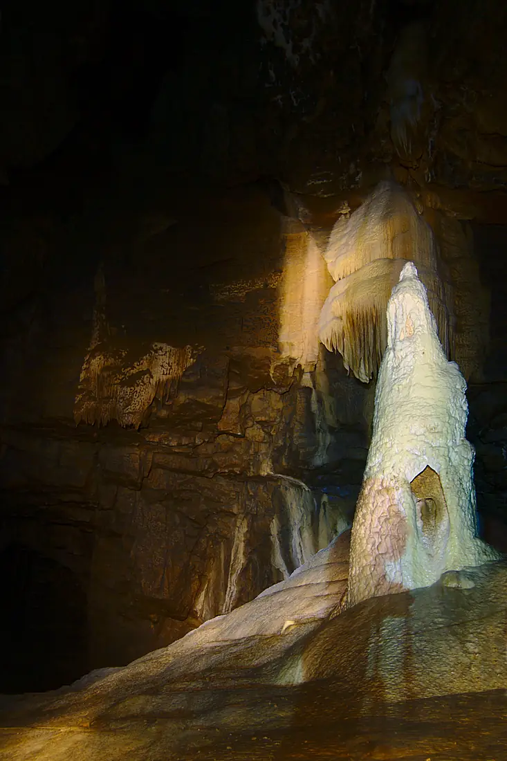 Stará Amatérská jeskyně - stalagnit 2