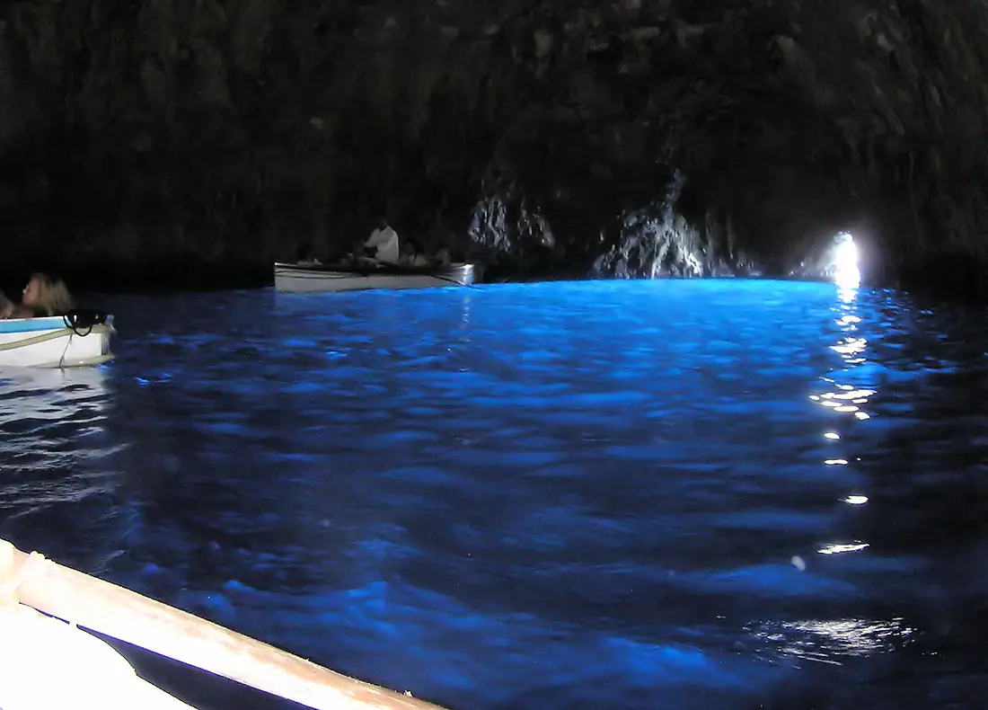 Blue grotto in capri arp
