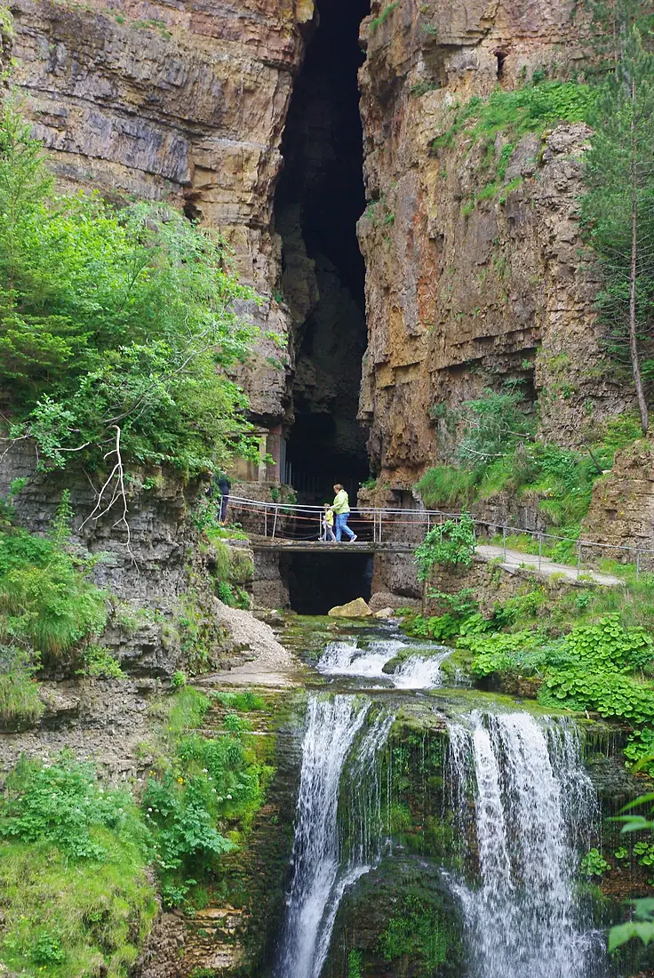 Abîme de Bramabiau - la passerelle
