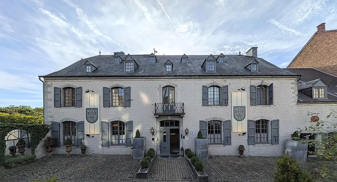 Rue de Behogne 46, Rochefort (Belgium).02