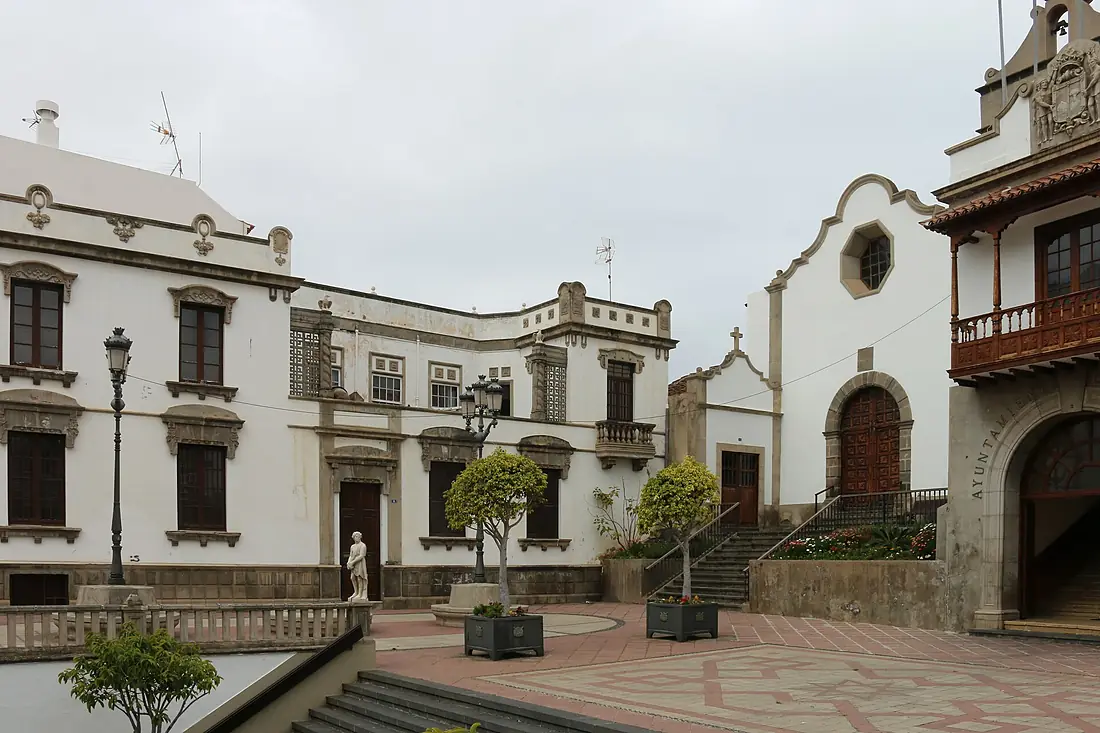 Icod de los Vinos - Plaza Luis León Huerta (1 03.2015)