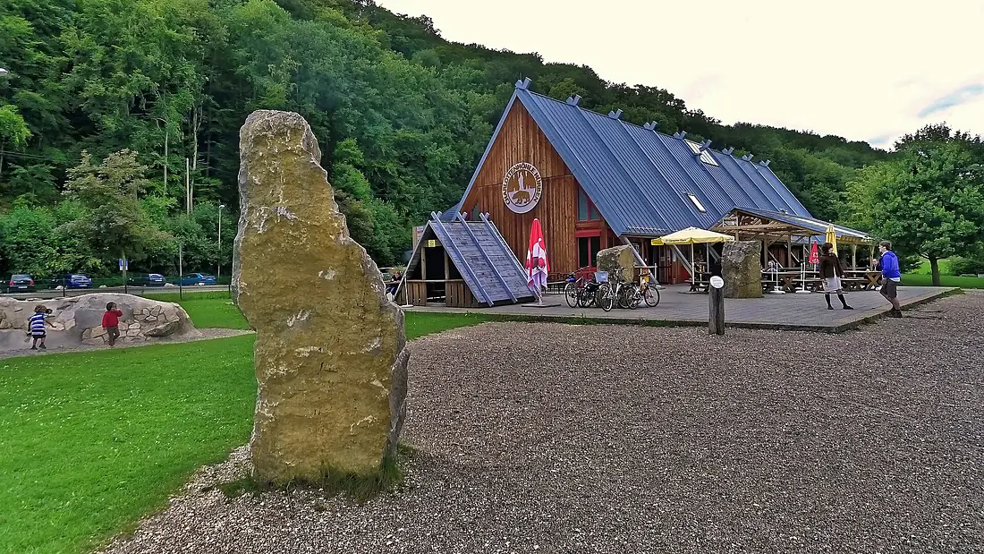 Höhlenhaus der Charlottenhöhle