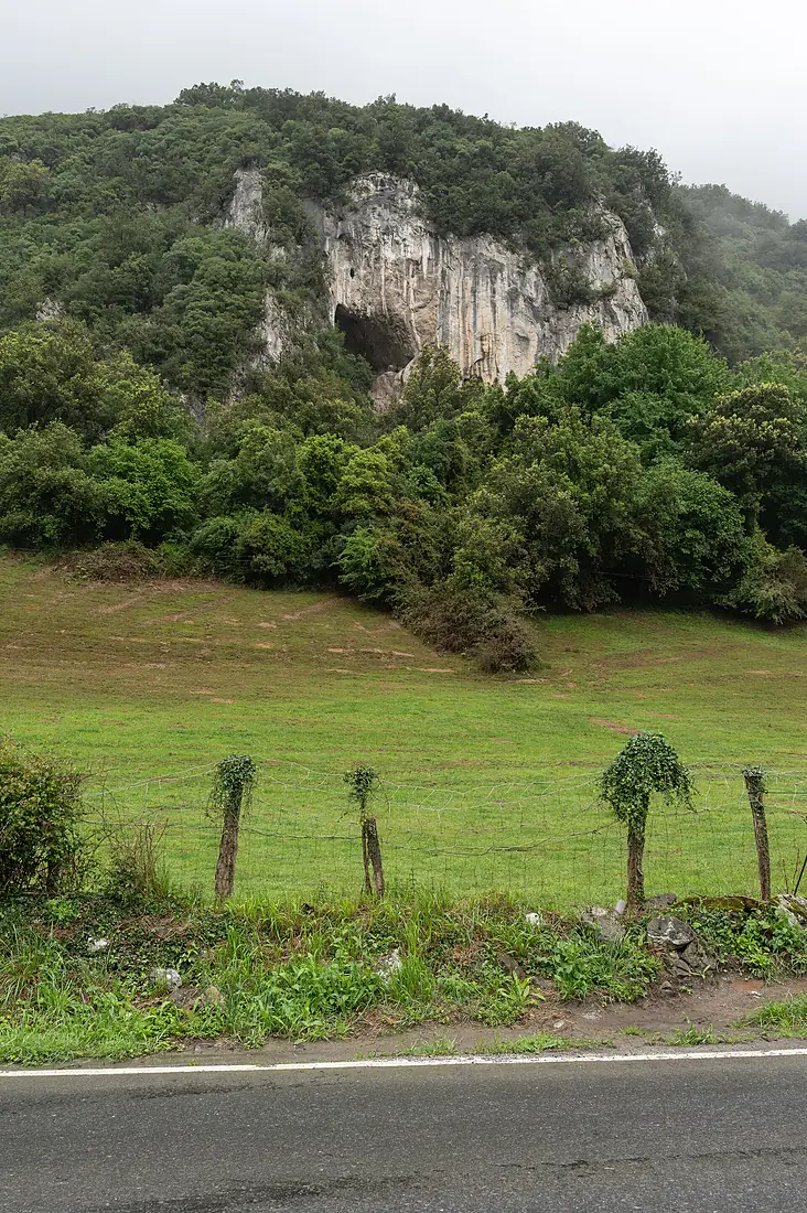 Cueva de Venta Laperra Cueva de El Polvorín