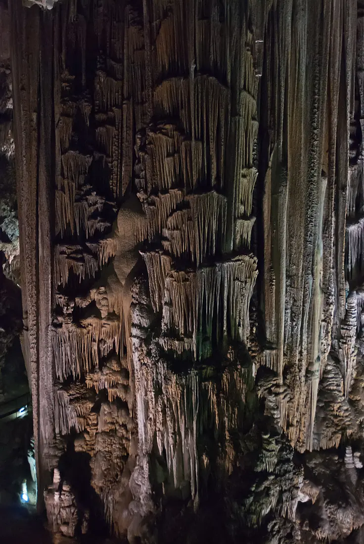 Columna en la Cueva de Nerja