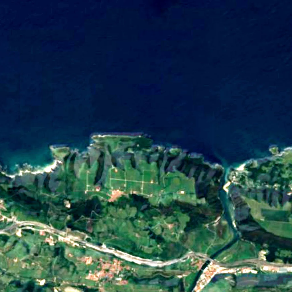 The ground above Cueva del Pindal (Sentinel-2)