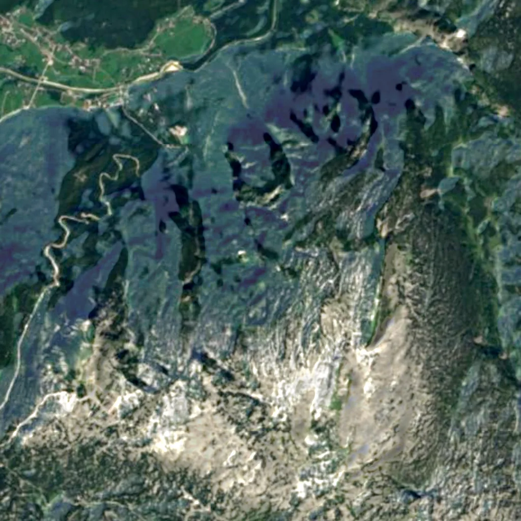 The ground above Dachstein Giant Ice Cave (Sentinel-2)