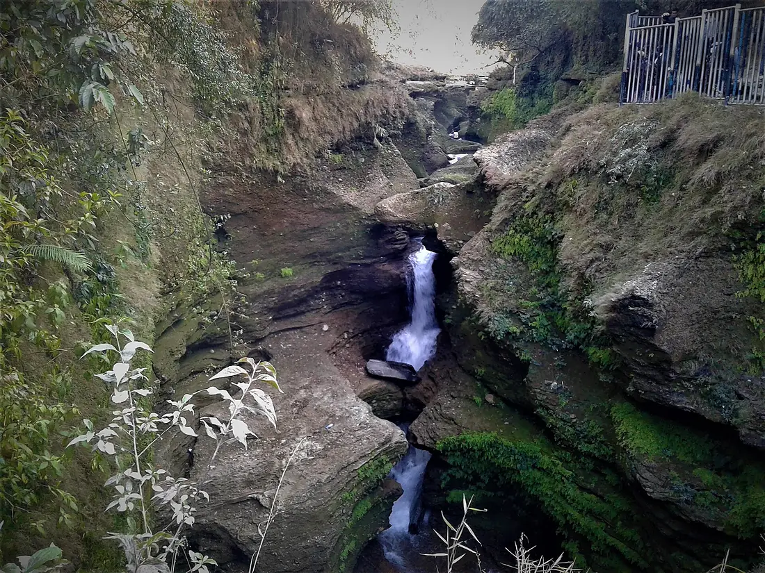 Davis Falls-Pokhara 02