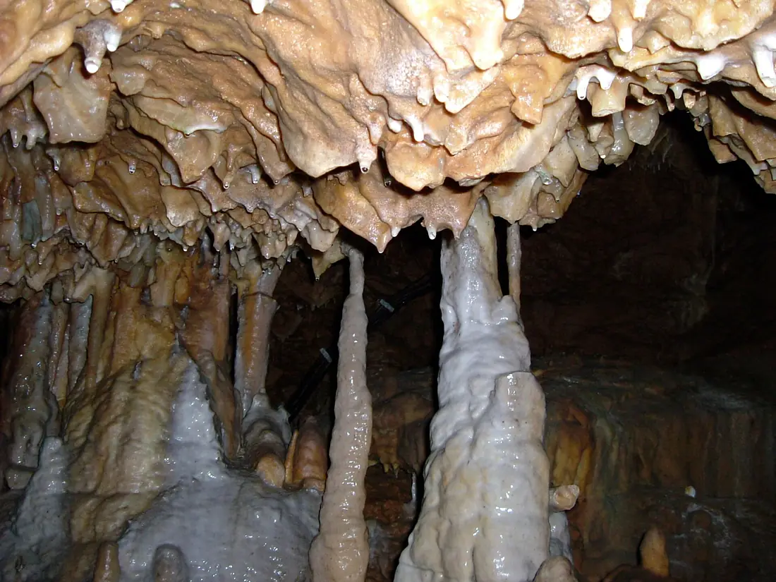 Pottenstein Teufelshöhle Tropfsteine 2