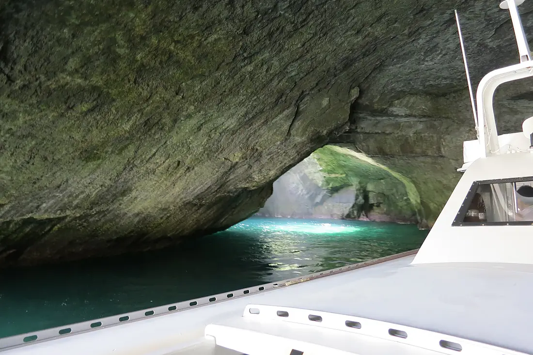 Touring Tensodo Cave by boat, Nishiizu - Sep 22, 2012