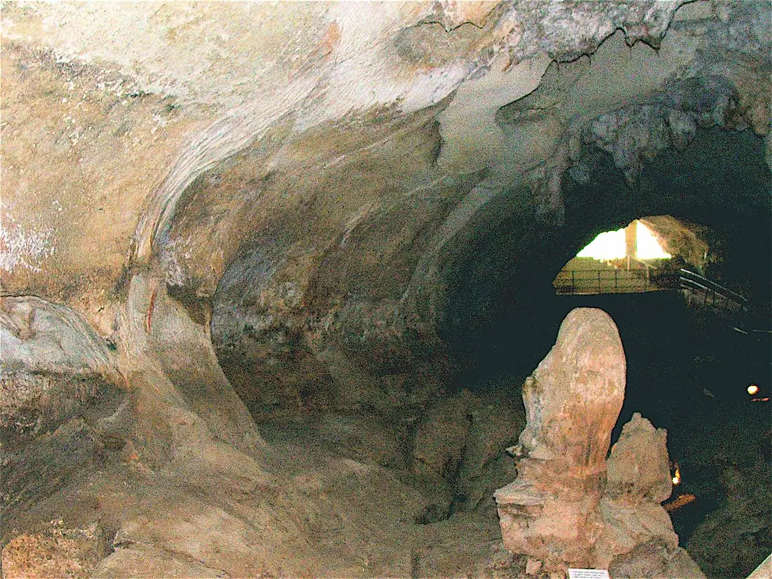 GHAR DALAM CAVE - BIRZEBBUGIA (1746308840)