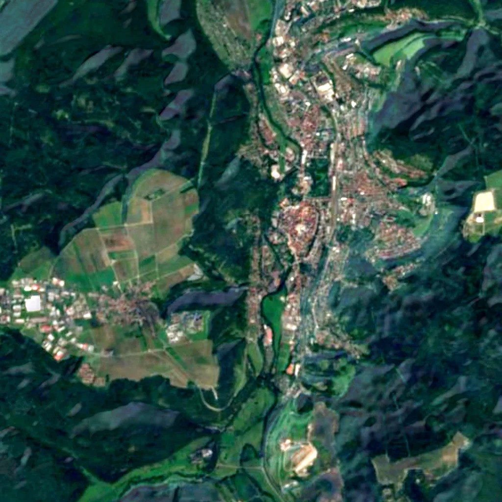 The ground above Goetz-Höhle (Sentinel-2)
