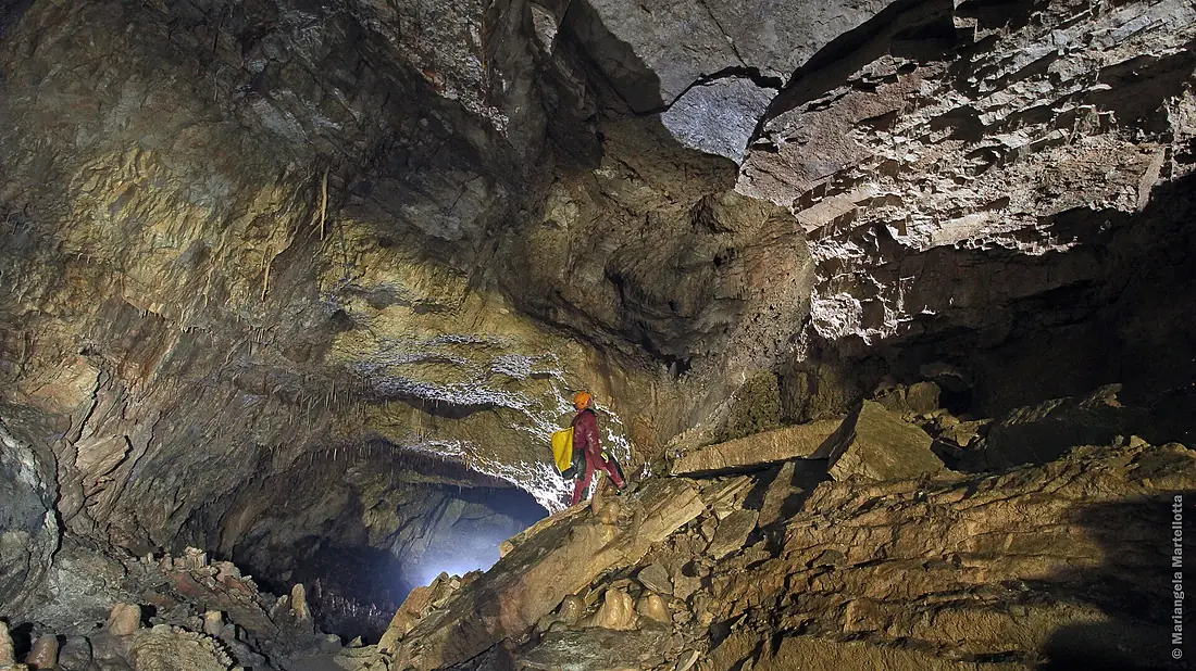 Grotta del Cavallone - ramo speleologico