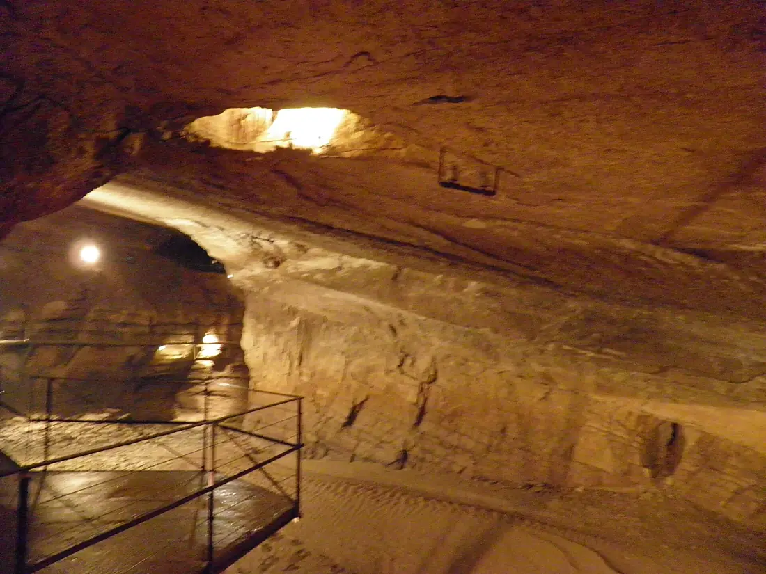 Grotte (Les Planches-près-Arbois) (2)