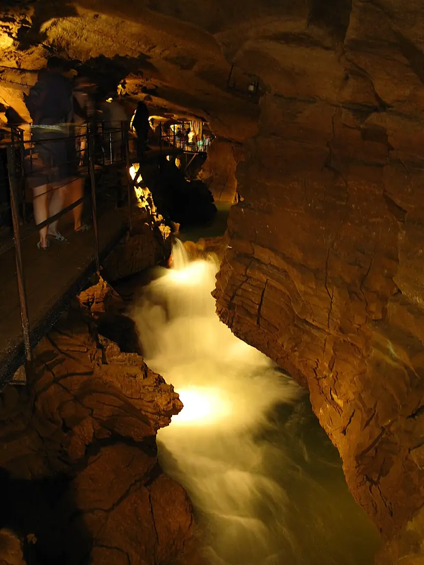 Grotte des Planches (6044951155)