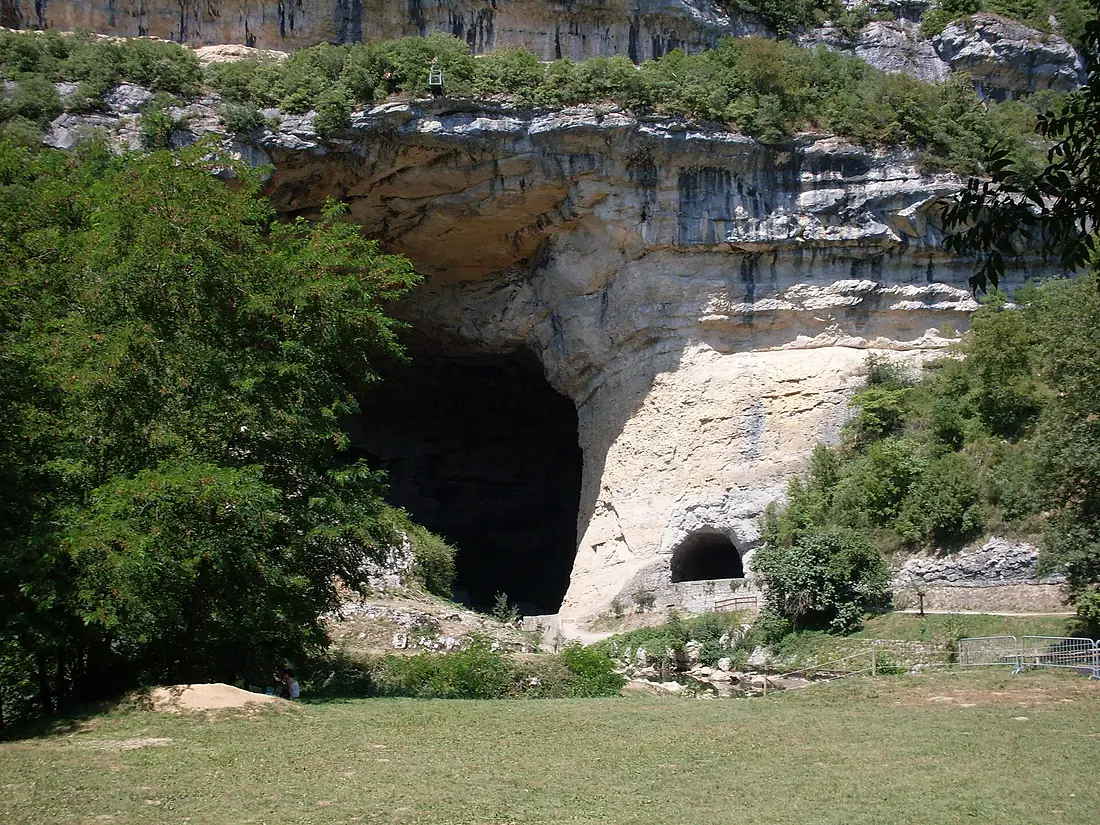 Mas-d'Azil-grotte 02