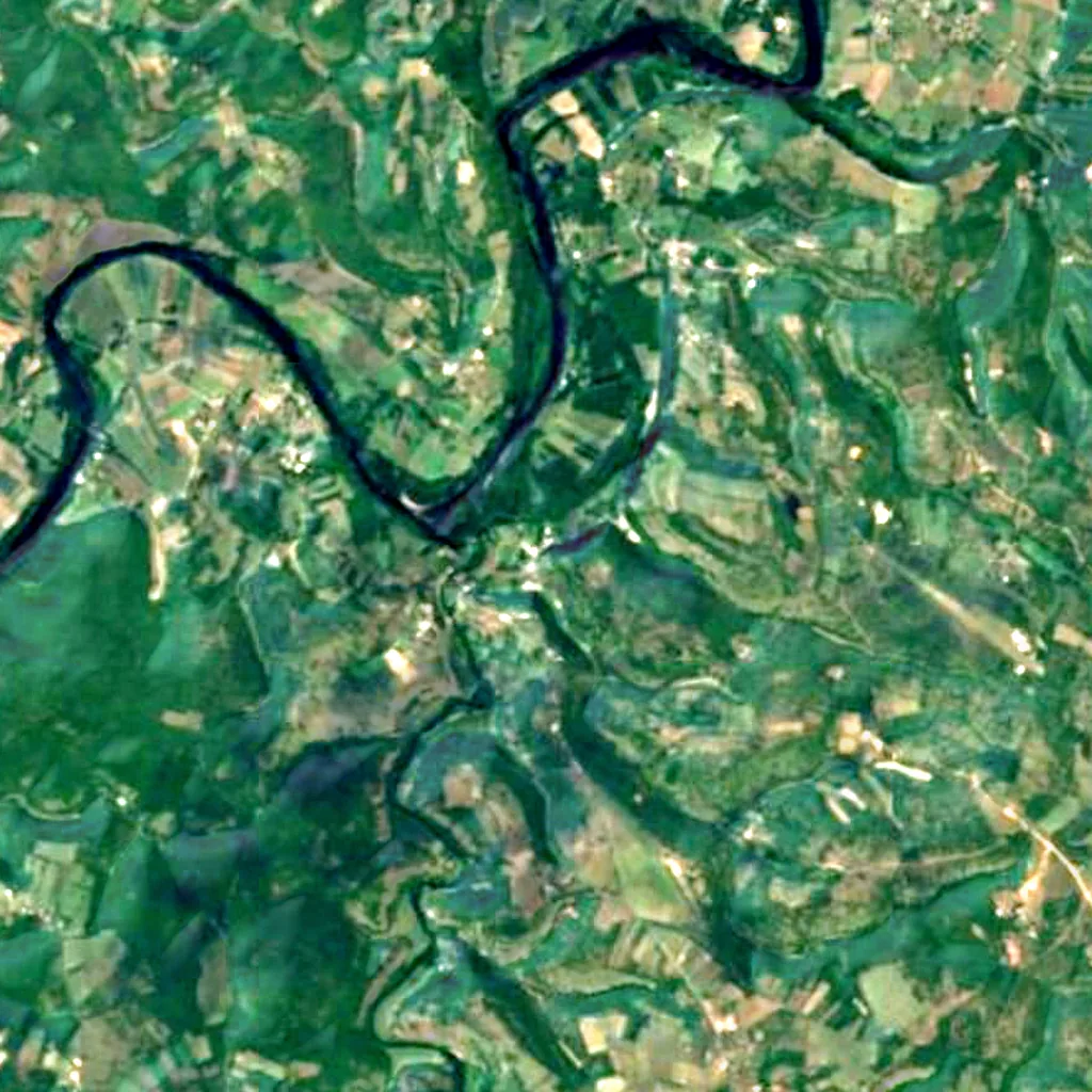 The ground above Grottes de Lacave (Sentinel-2)