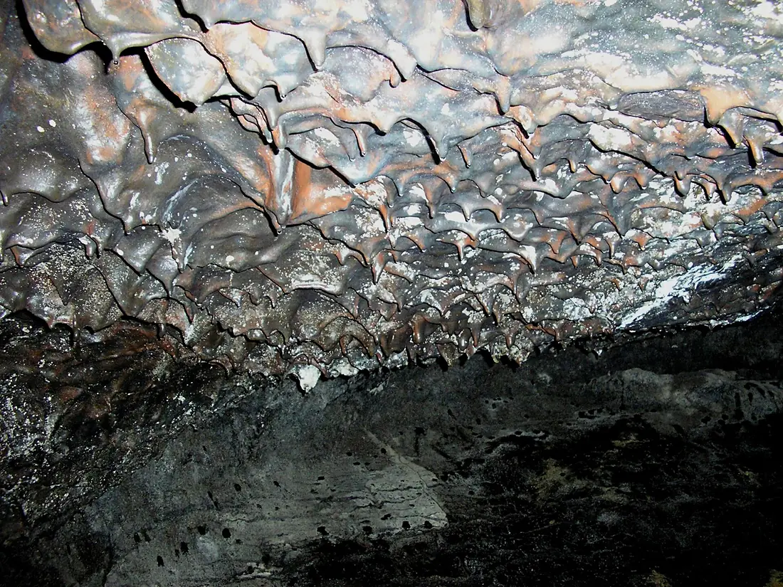 Gruta das Torres Lavacicles