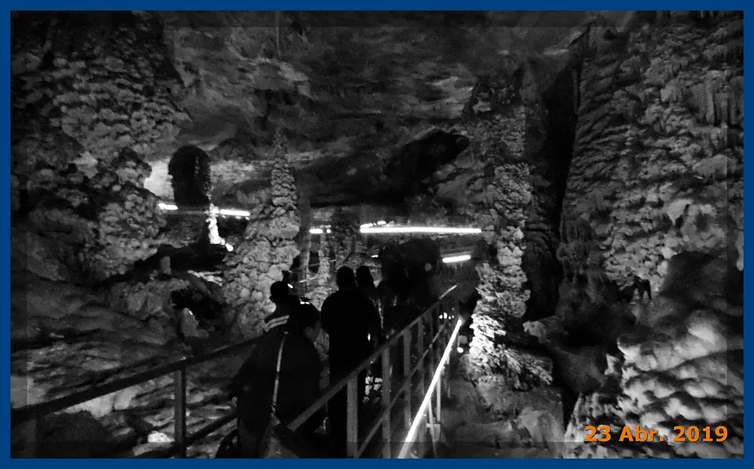 Grutas de Bustamante 1