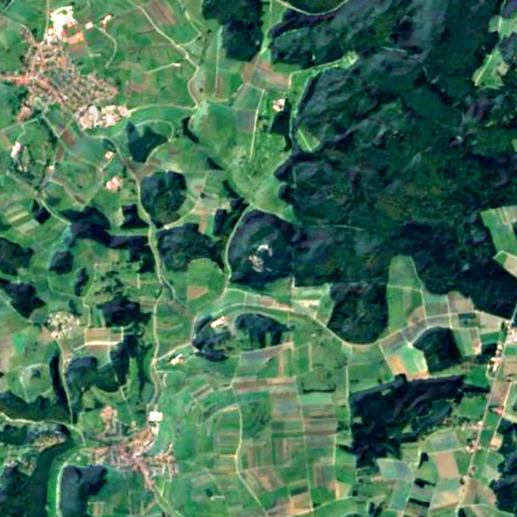 The ground above Karlshöhle and Bärenhöhle (Sentinel-2)