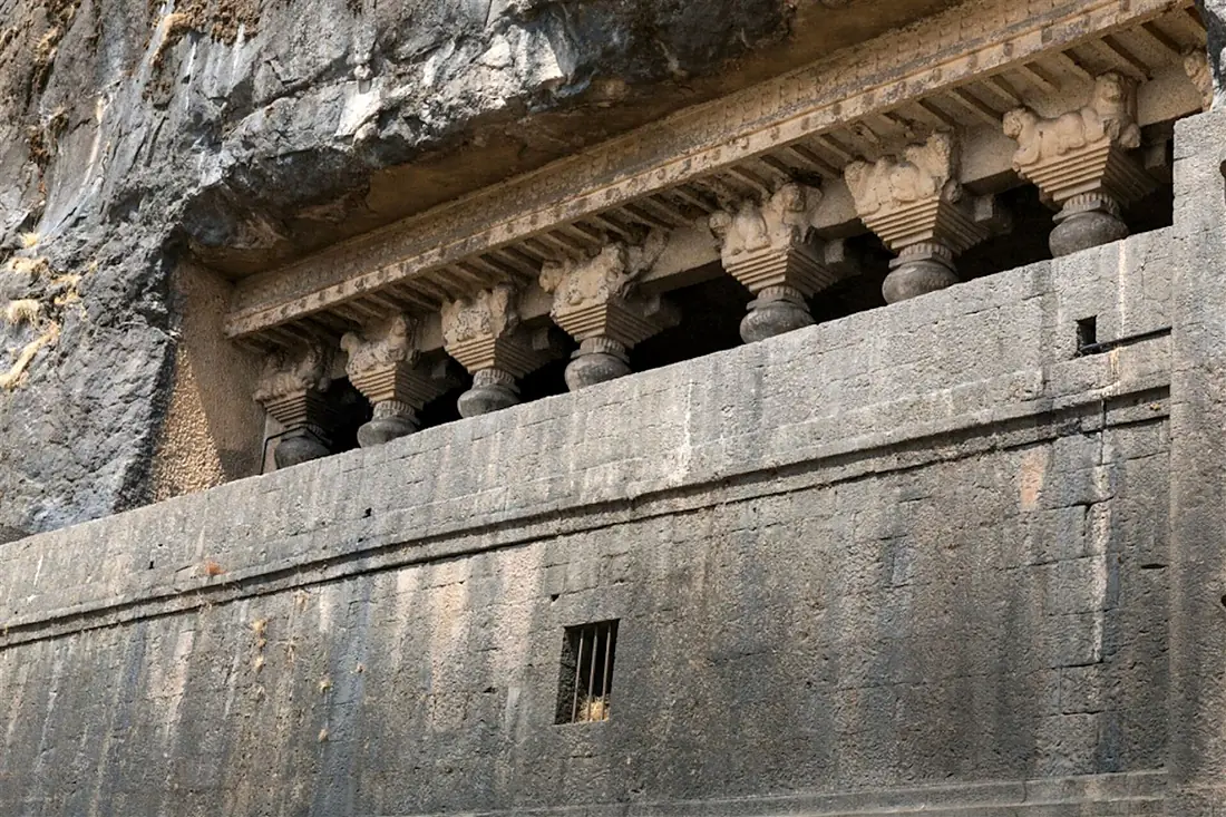 Lenyadri cave 7 exterior