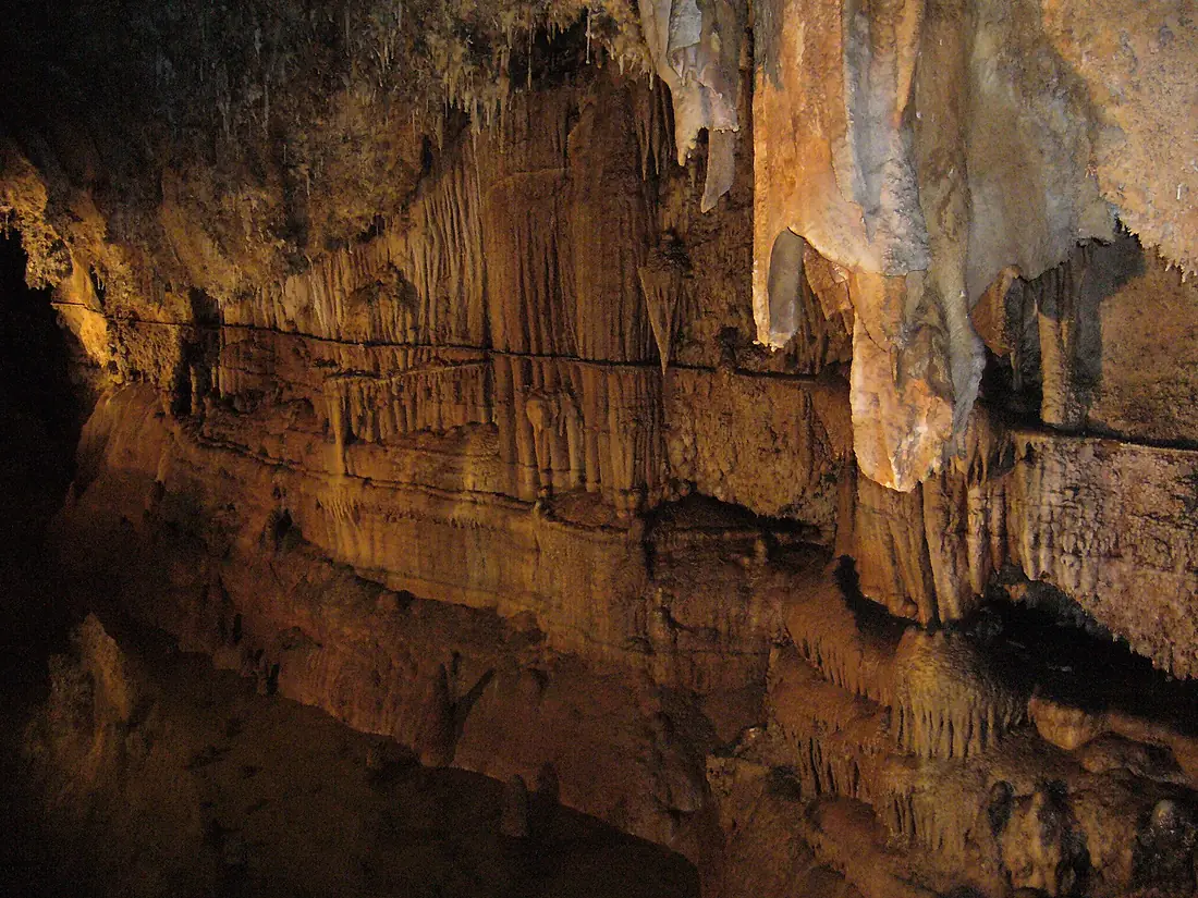 Grotte de Limousis (1071031481)