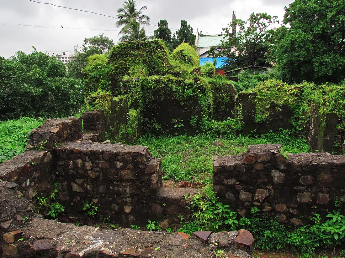 Mandapeshwar caves & Portuguese churches 25