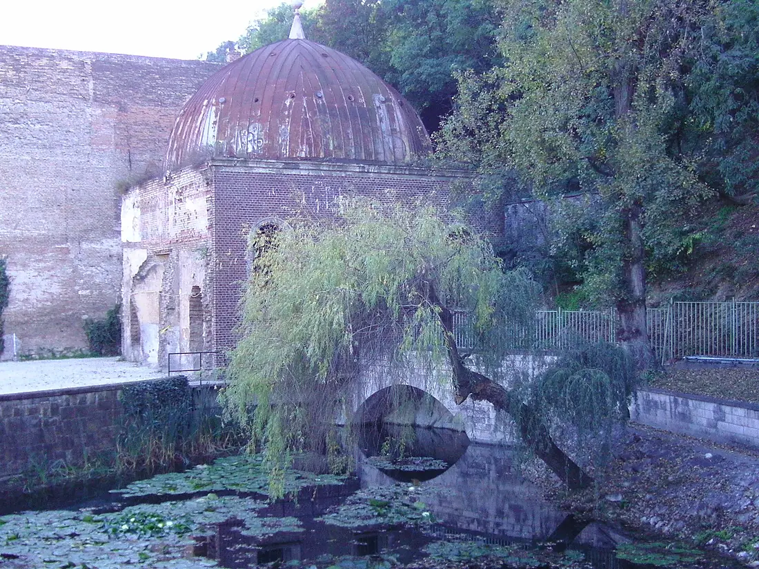 Budapest, Lukacs Thermal Baths 01