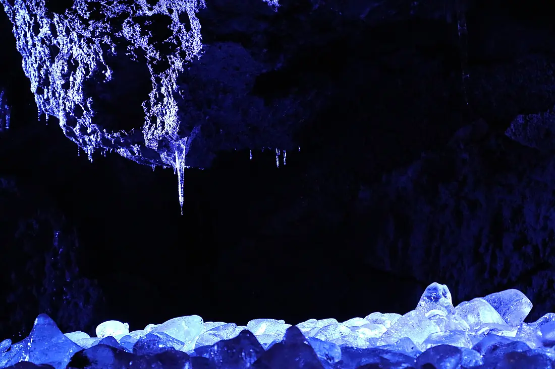 Lighting-uped Narusawa Ice Cave