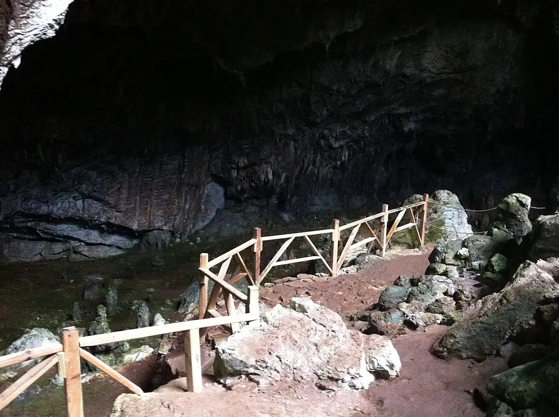 Nimara Cave 09
