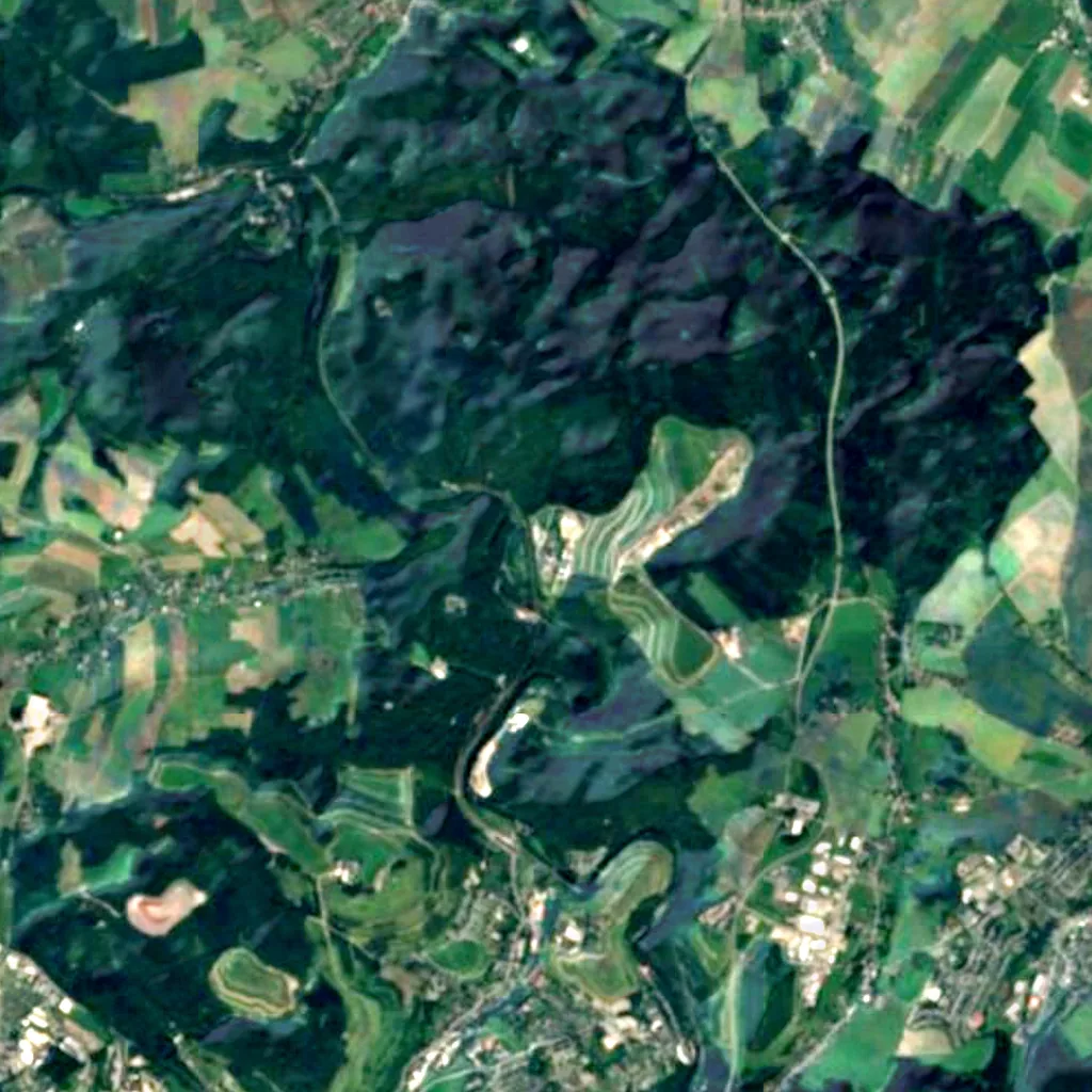 The ground above Prinzenhöhle (Sentinel-2)