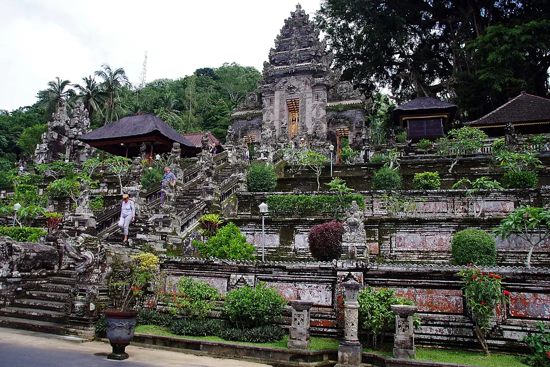 ID-bali-bangli-pura-kehen-01