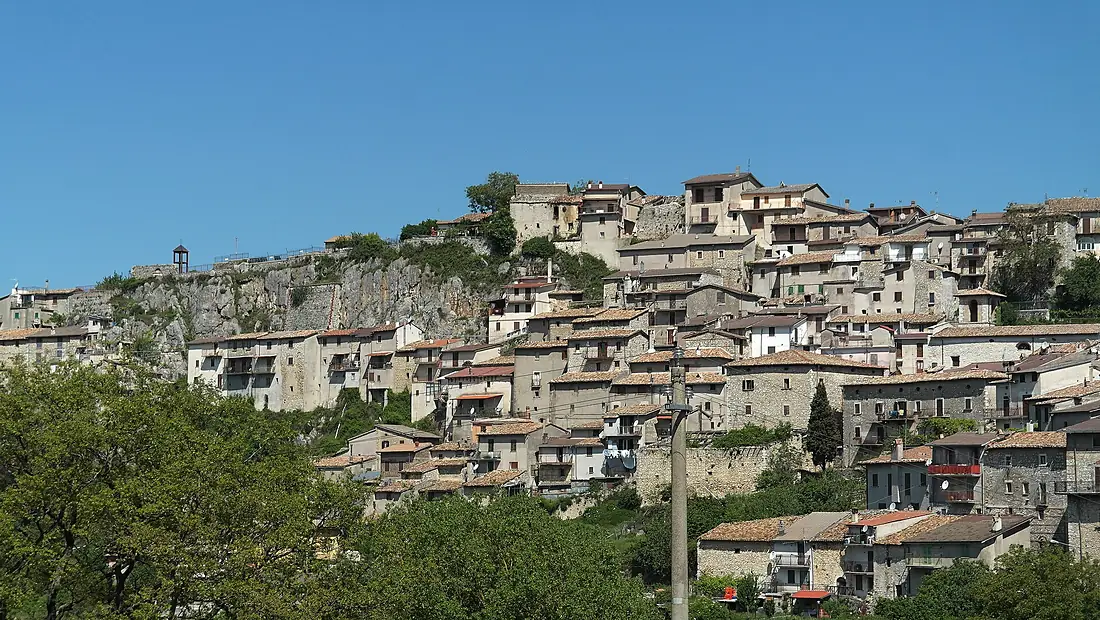 Pietrasecca, Province of L'Aquila, Umbria, Italy - panoramio
