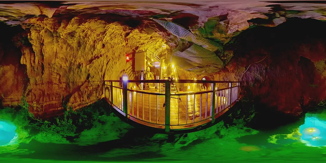 Ryusendo Cave Underground Lake R0012466 20201115101141