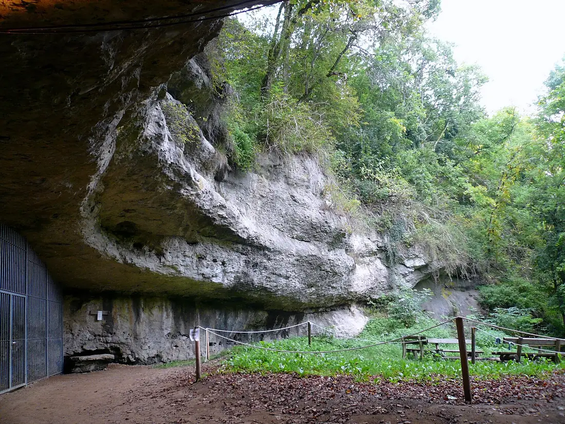 Sophienhöhle, Eingang