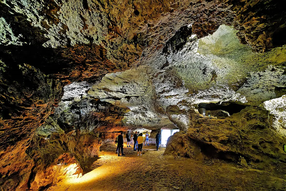 1833 wurde die Sophienhöhle entdeckt. 10