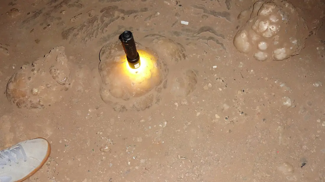 Sterkfontein Caves - Subsurface scattering of rock