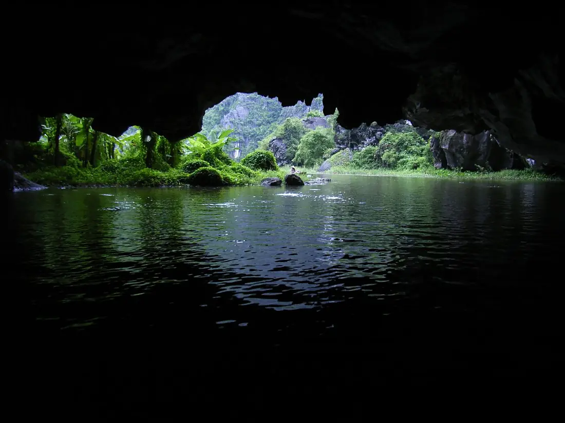 Tam Coc taken by Harmony Hiro