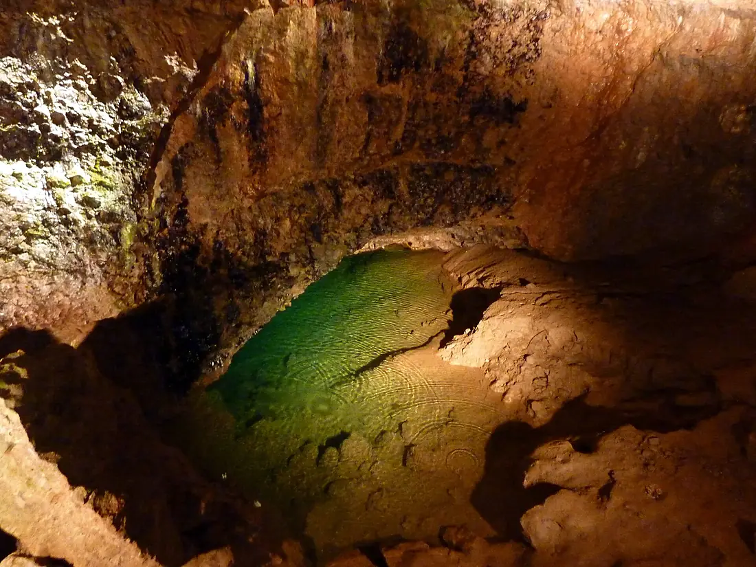 Wookey Hole Cave and underground river (7065267791)